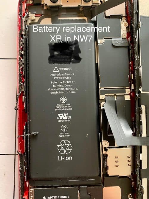 iPhone Battery service XR