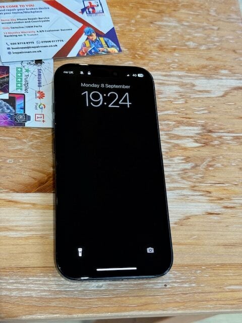 Fully working iPhone 16 Pro after same-day screen replacement by iRepairMan in Vauxhall SW8.