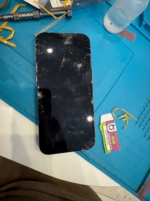 iPhone 16 Pro Max screen repair Gresham Street EC2 - before repair image