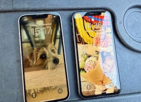 After repair: iPhone 13 and iPhone XR working perfectly in Wandsworth Common