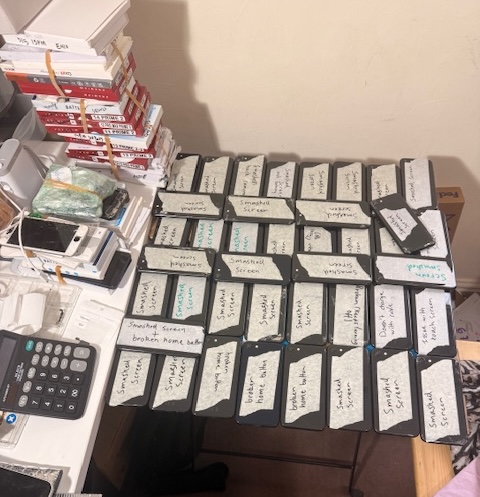 Bulk iPhones tagged with faults before repair for business fleet project