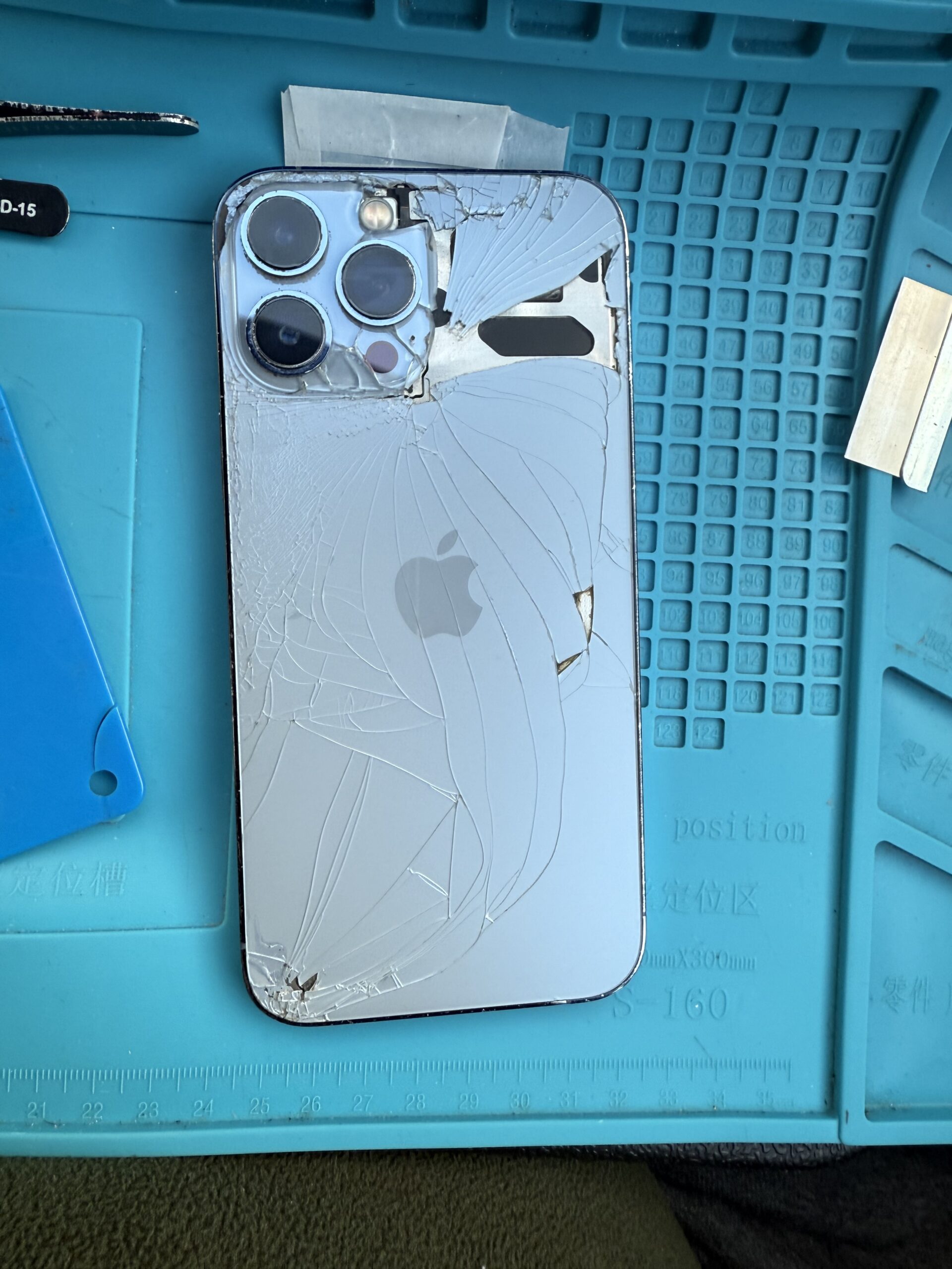 iPhone 13 Pro Max housing replacement at home