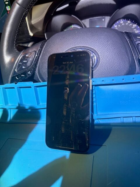 iPhone 16 Pro Max before screen repair